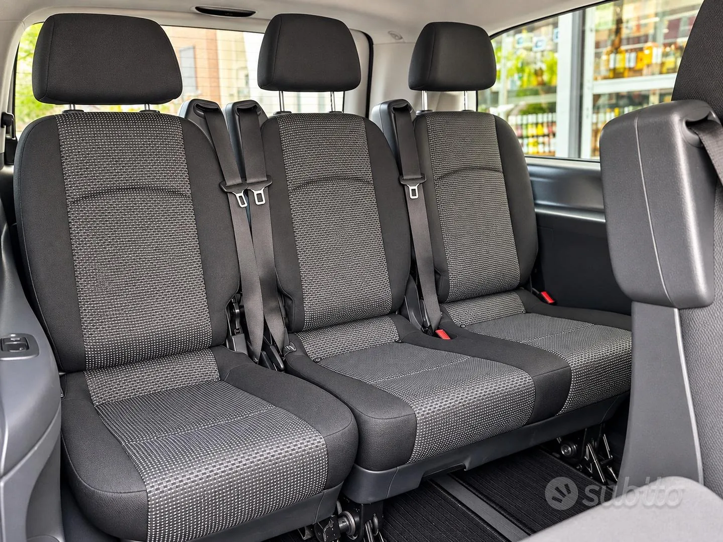 Mercedes-Benz Vito 2012 photo 2