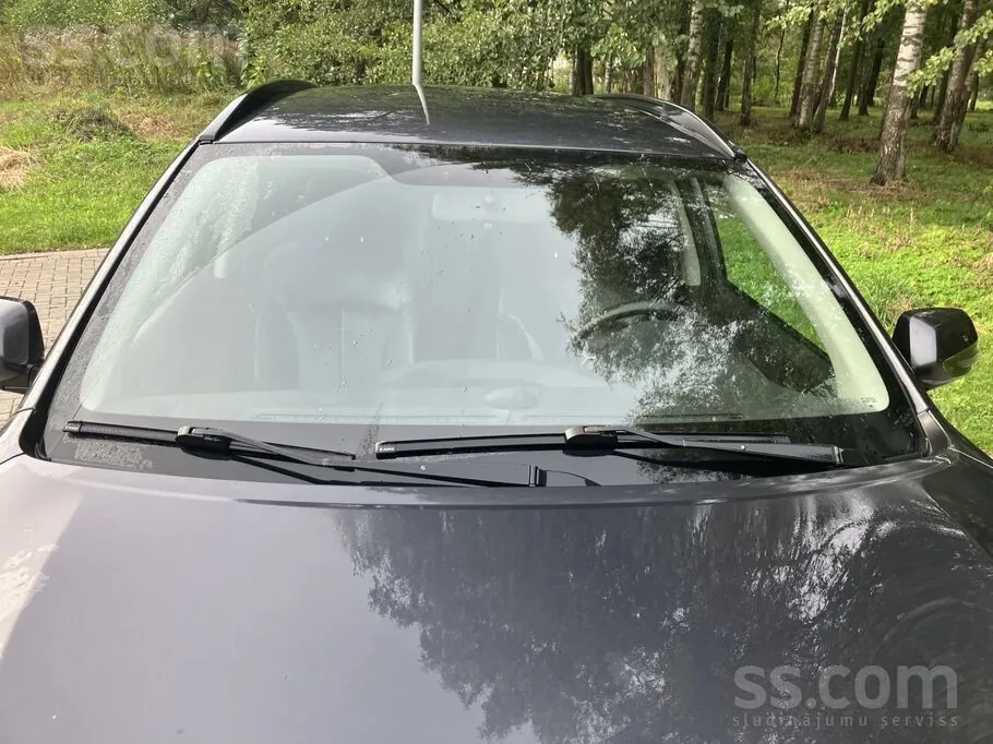 Subaru Outback 2011 photo 4