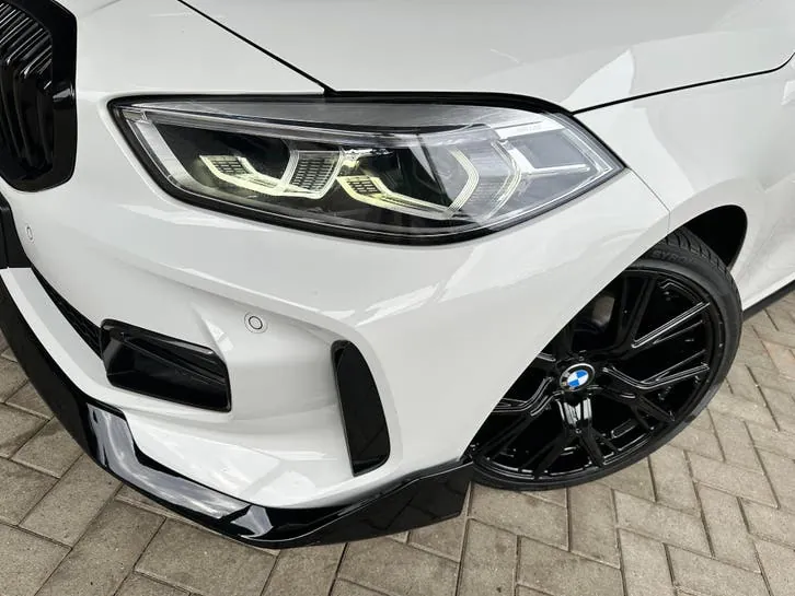 BMW 1 Series 2020 photo 2