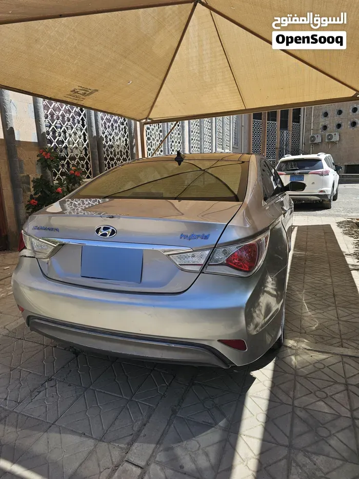 Hyundai Sonata 2012 photo 4