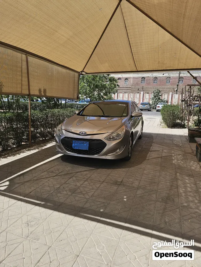 Hyundai Sonata 2012 photo 3