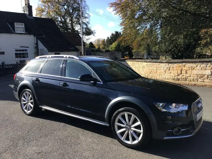 Audi A6 Allroad 2013 photo 4