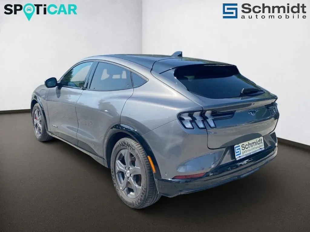 Ford Mustang Mach-E 2024 photo 3