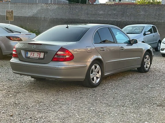 Mercedes-Benz E-Class 2003 photo 3