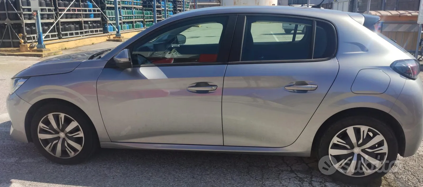Peugeot 208 2020 photo 2