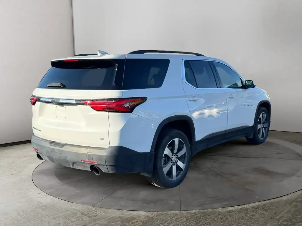 Chevrolet Traverse 2023 photo 5