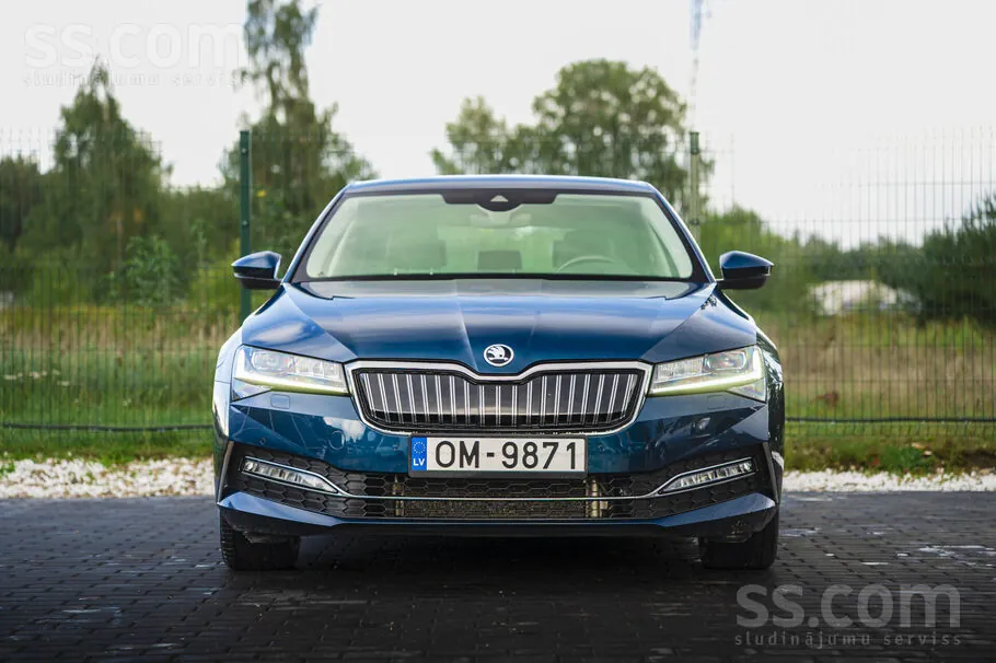 Skoda Superb 2020 photo 2
