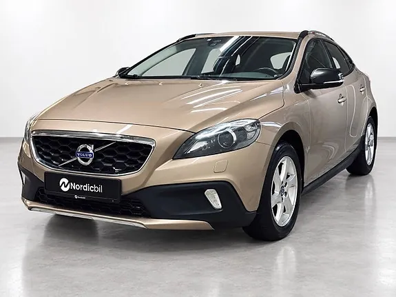 Volvo V40 Cross Country 2015 photo 3