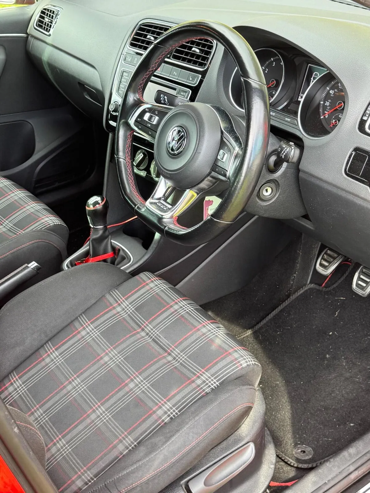 Volkswagen Polo 2016 photo 4