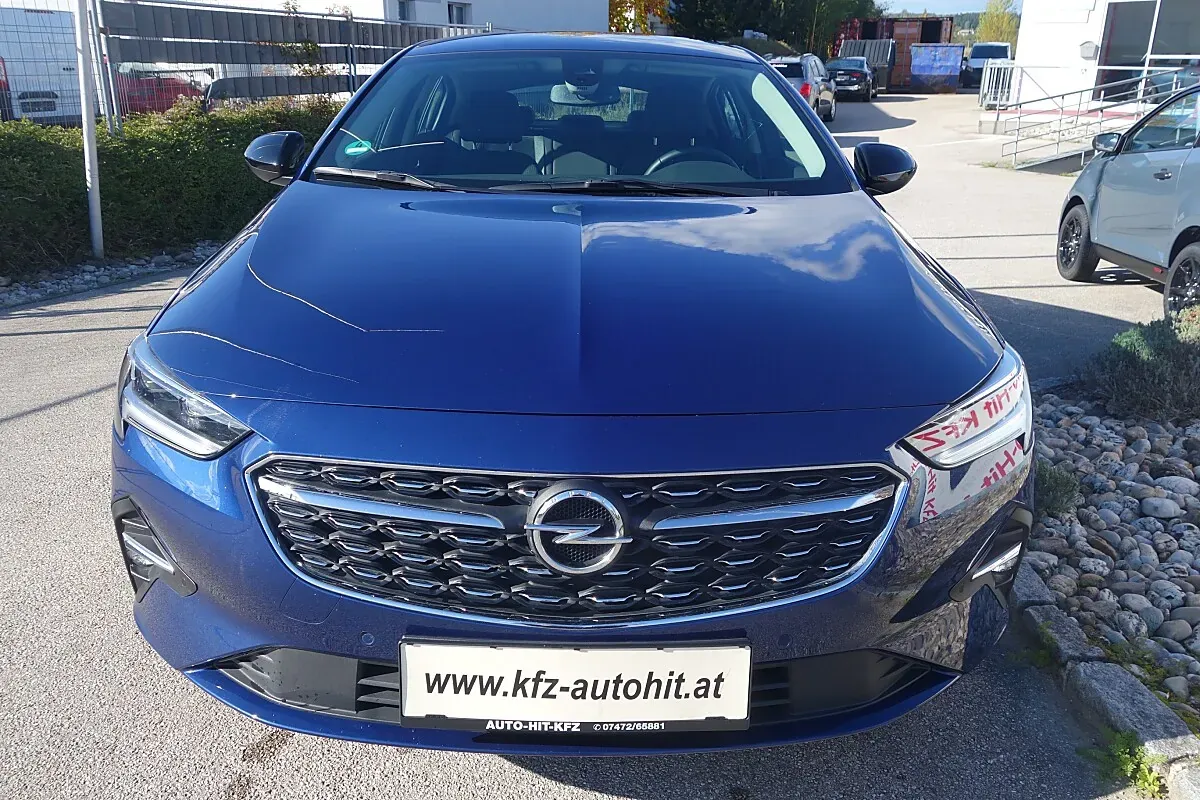 Opel Insignia 2022 photo 2