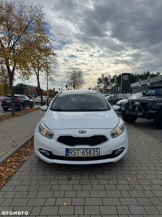 Kia Ceed 2014 photo 2