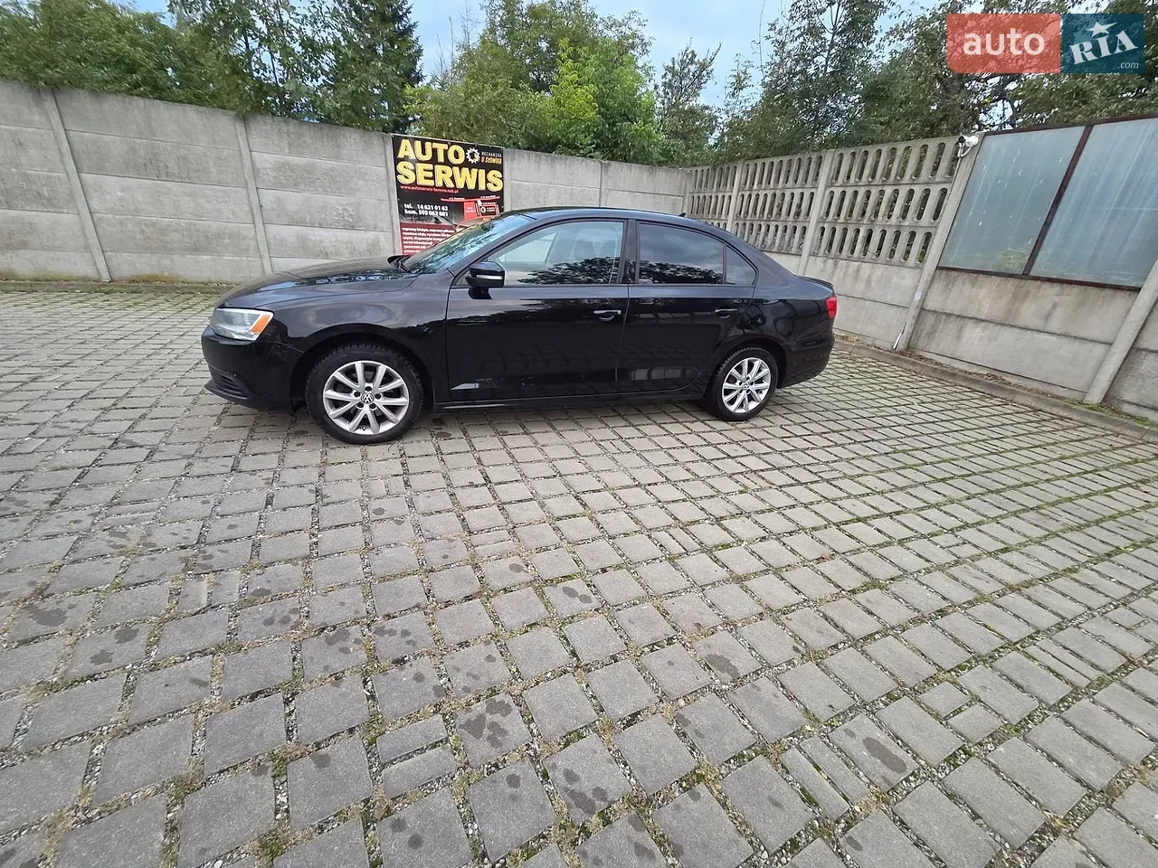 Volkswagen Jetta 2010 photo 2