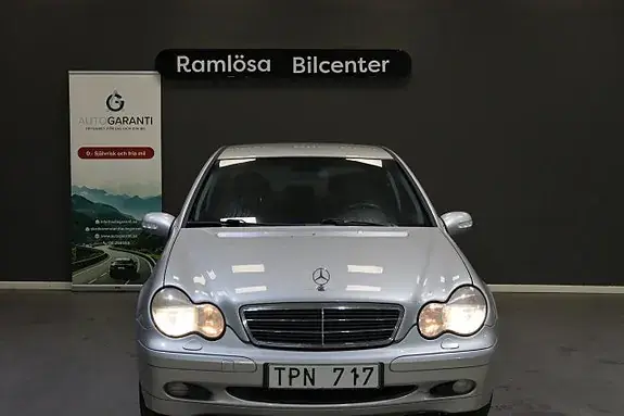 Mercedes-Benz C 320 2002 photo 4