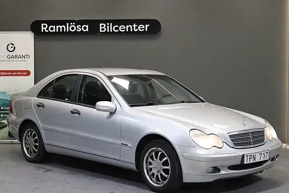 Mercedes-Benz C 320 2002 photo 5