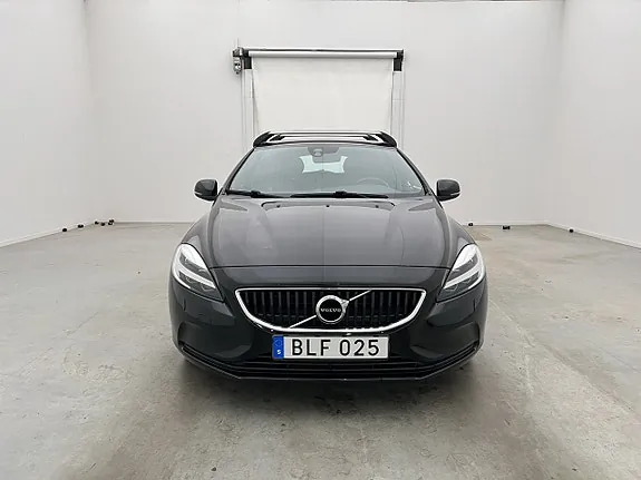 Volvo V40 2017 photo 2