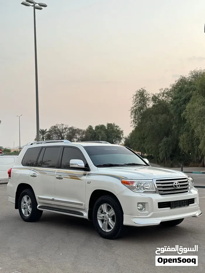Toyota Land Cruiser 2015 photo 2