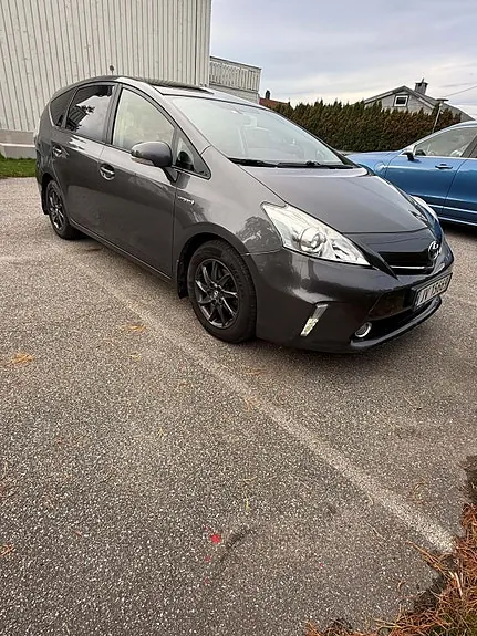 Toyota Prius 2012 photo 3