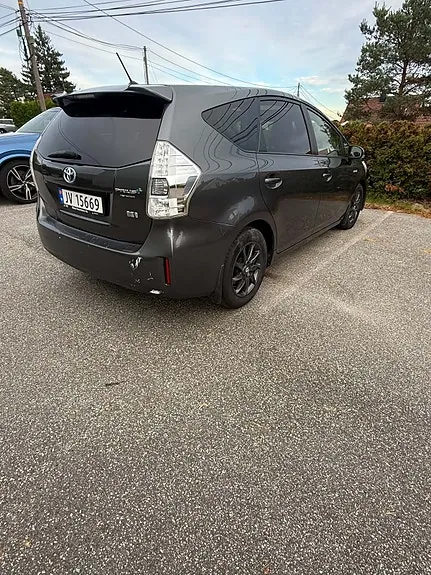 Toyota Prius 2012 photo 4