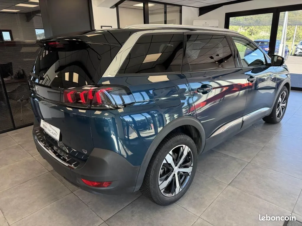 Peugeot 5008 2022 photo 5