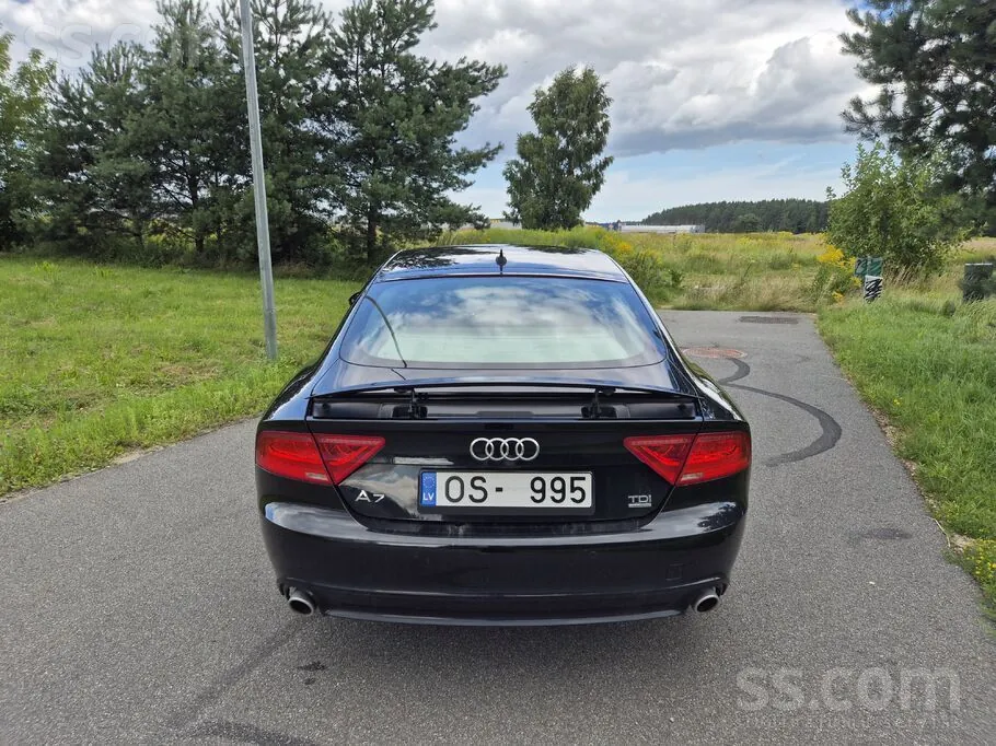 Audi A7 2011 photo 5