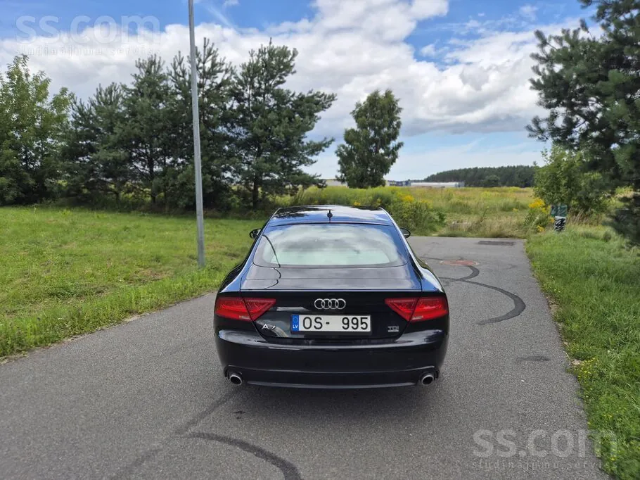 Audi A7 2011 photo 4