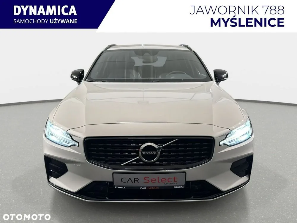 Volvo V60 2021 photo 3