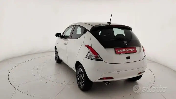 Lancia Ypsilon 2024 photo 5