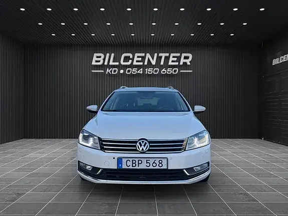 Volkswagen Passat 2012 photo 2