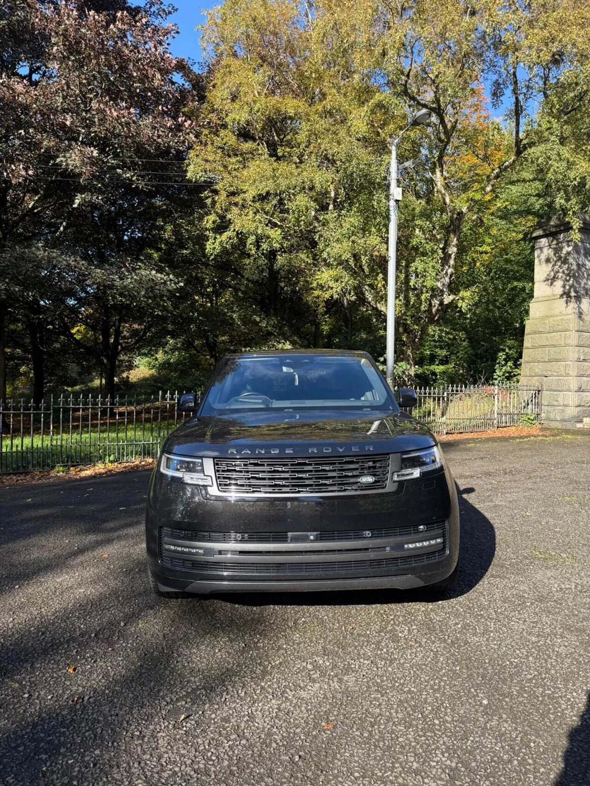 Land Rover Range Rover 2022 photo 2