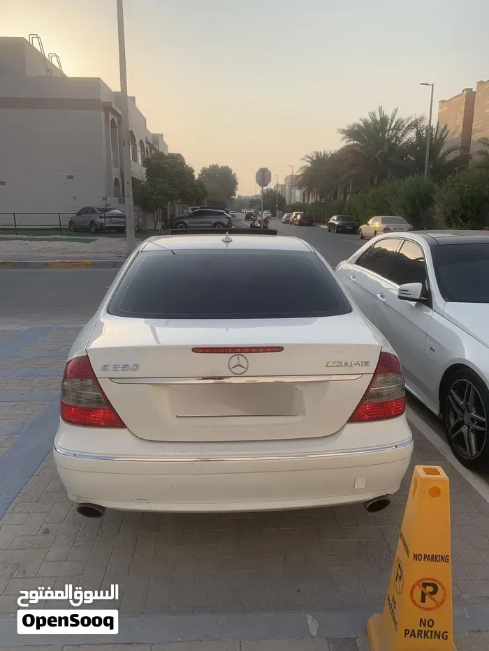 Mercedes-Benz E-Class 2008 photo 4