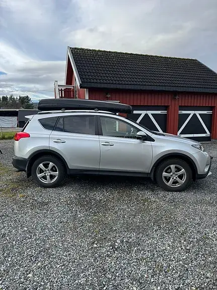 Toyota Rav4 2015 photo 3