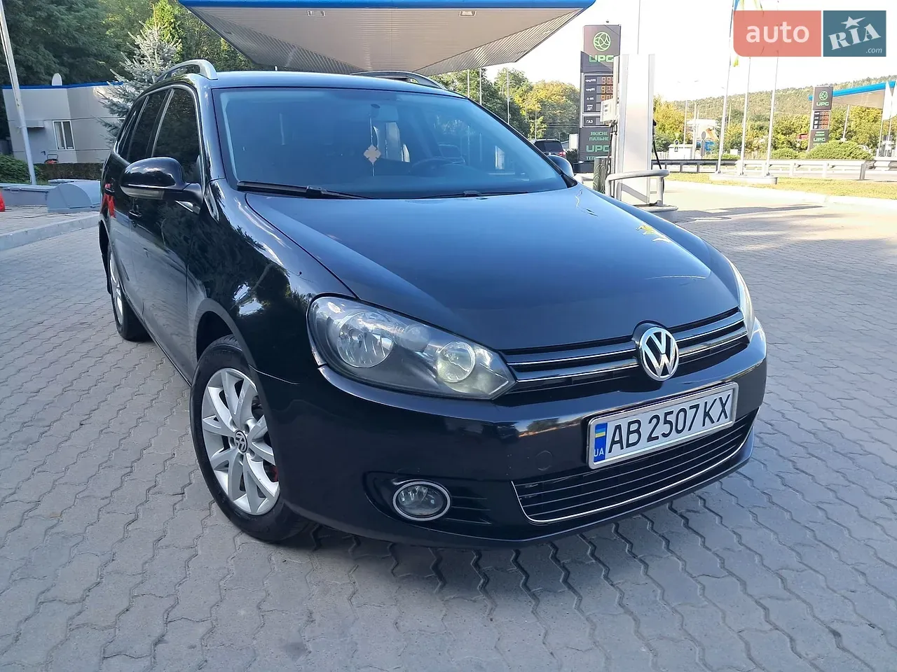 Volkswagen Golf 2012 photo 4