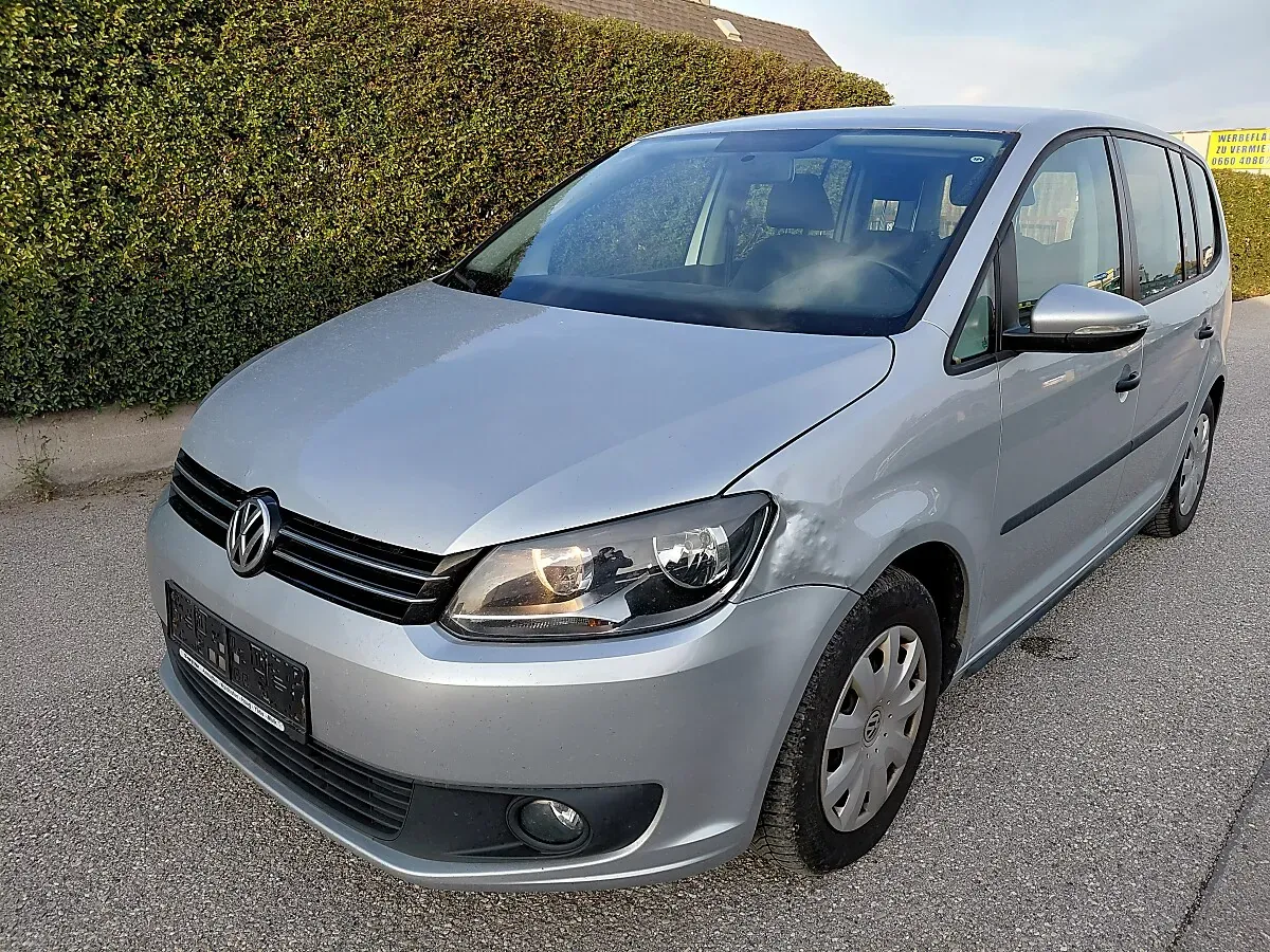 Volkswagen Touran 2014 photo 3