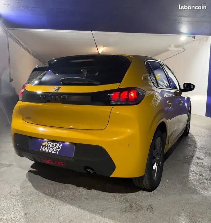 Peugeot 208 2021 photo 5