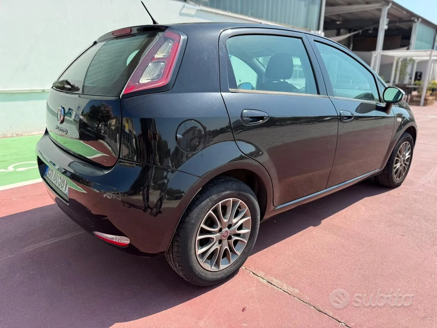 Fiat Punto Evo 2010 photo 2