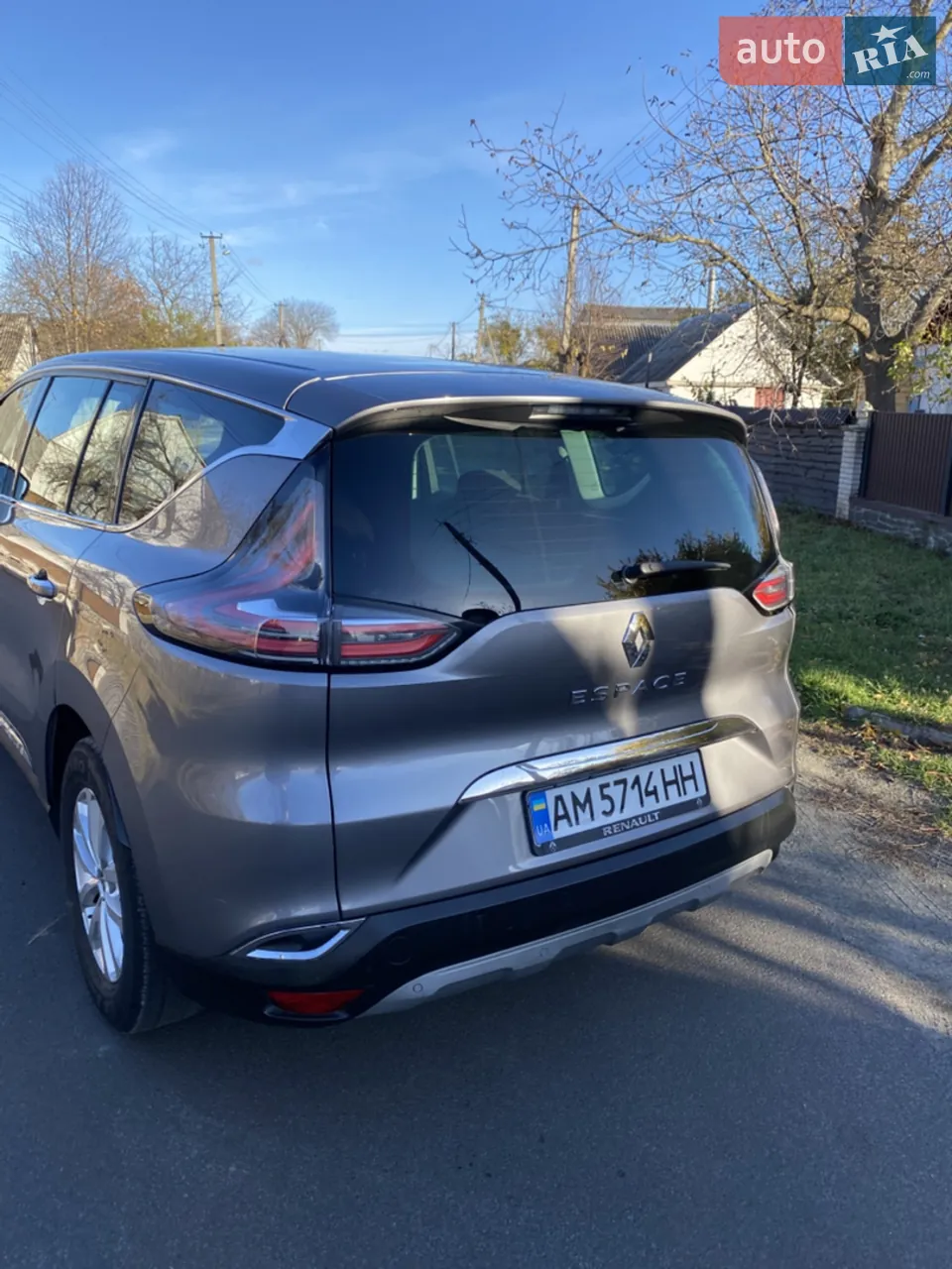 Renault Espace 2015 photo 2