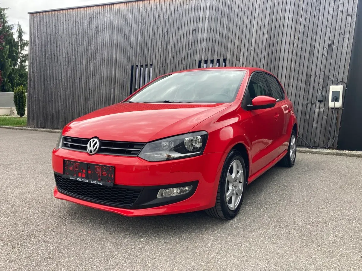 Volkswagen Polo 2010 photo 2