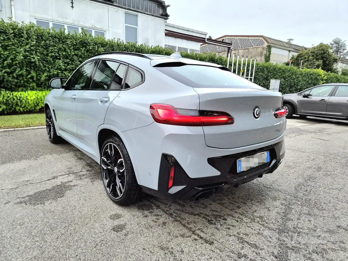 BMW X4 2023 photo 2