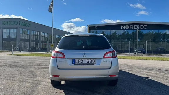 Peugeot 508 2011 photo 2