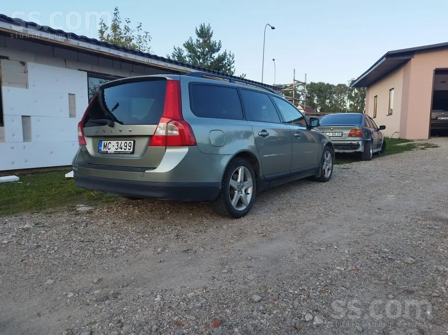 Volvo V70 2008 photo 4