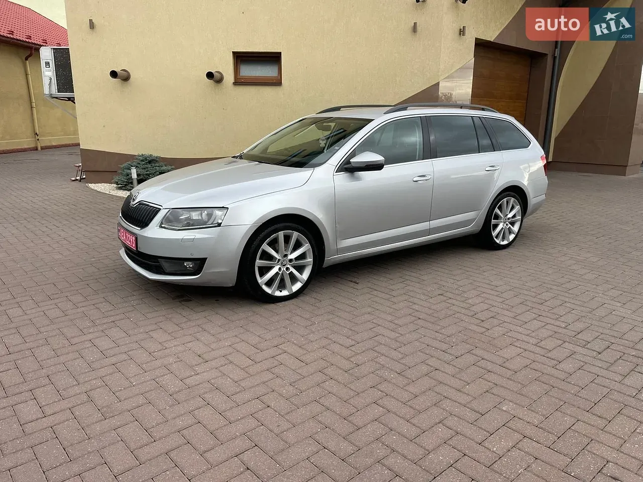 Skoda Octavia 2016 photo 3