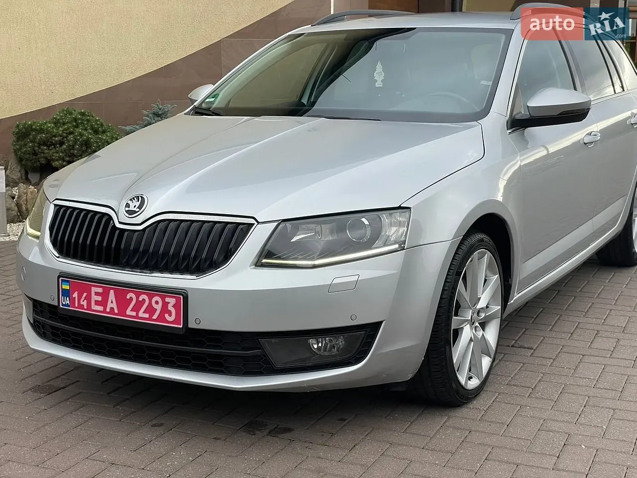 Skoda Octavia 2016 photo 2