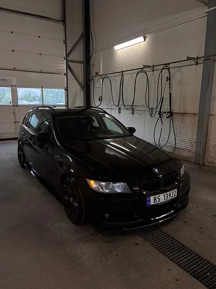 BMW 3 Series 2008 photo 2