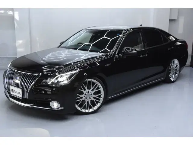 Toyota Crown Majesta
