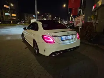 Mercedes-Benz C200D