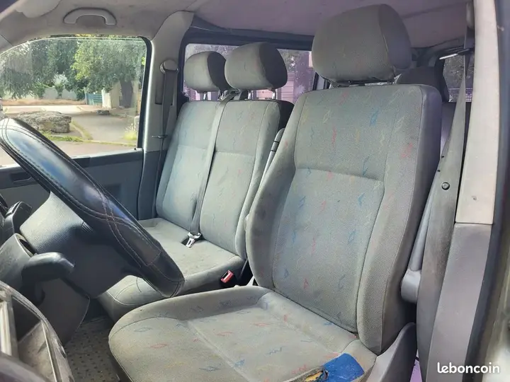 Volkswagen Touran 2004 photo 4