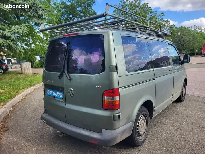 Volkswagen Touran 2004 photo 2