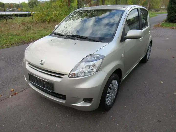 Daihatsu Sirion