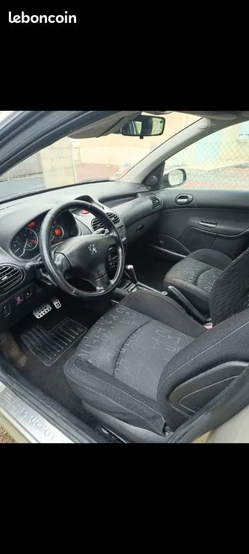 Peugeot 206 2005 photo 3