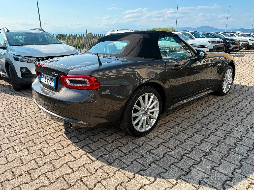Fiat 124 Spider 2017 photo 5